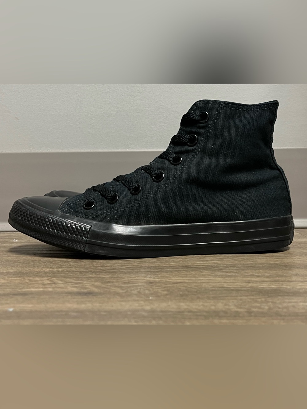 Converse Chuck Taylor All-Star Black Monochrome High Top - Women’s 8/Men’s 6 - Picture 5 of 14
